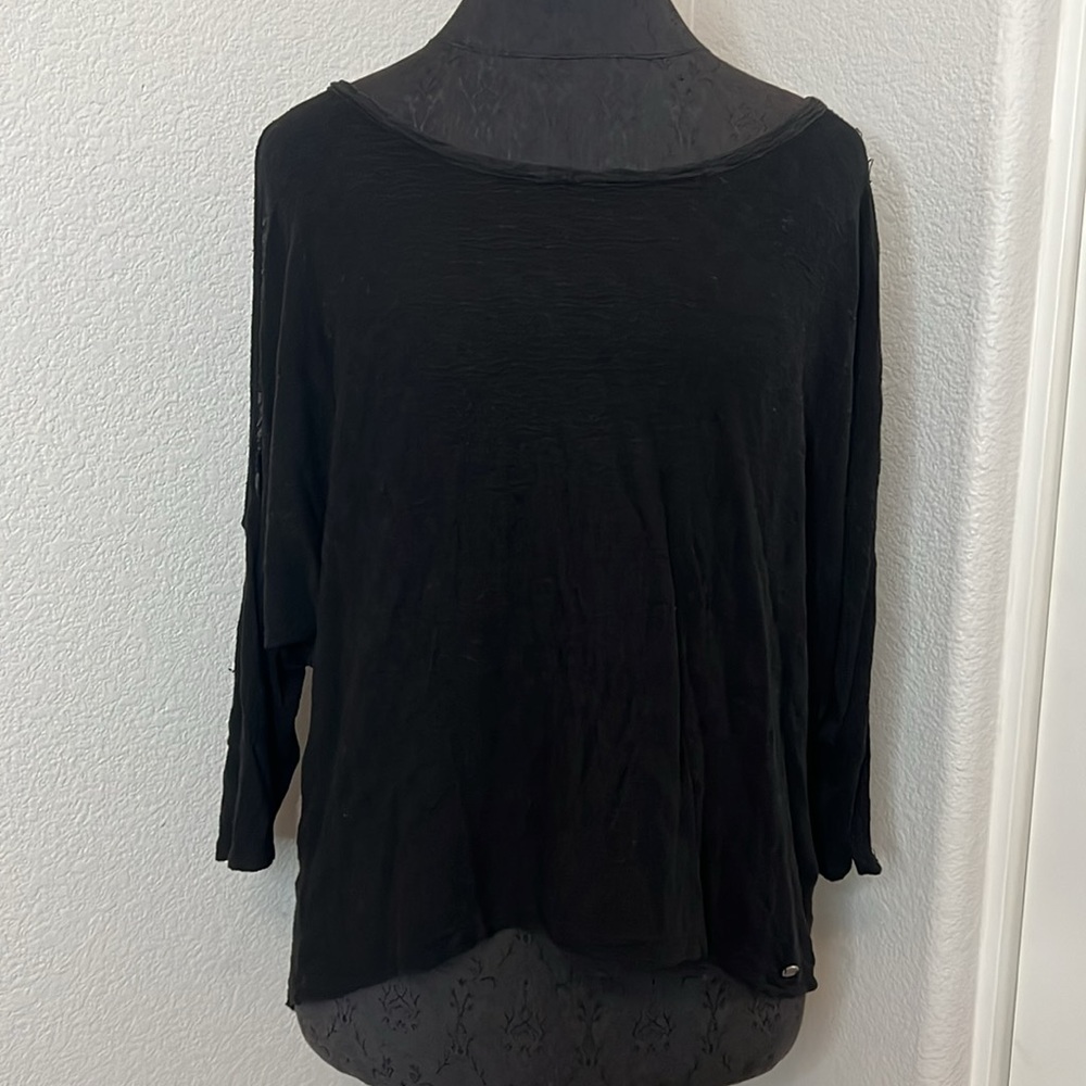 Guess Cold Shoulder 3/4 Sleeve Blouse Size Medium